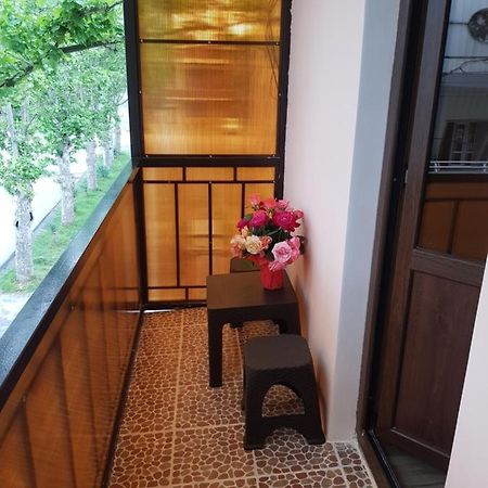 Apartmán Квартира В Сухуми Exteriér fotografie